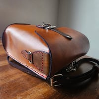 Image 4 of Leather backpack or shoulder bag