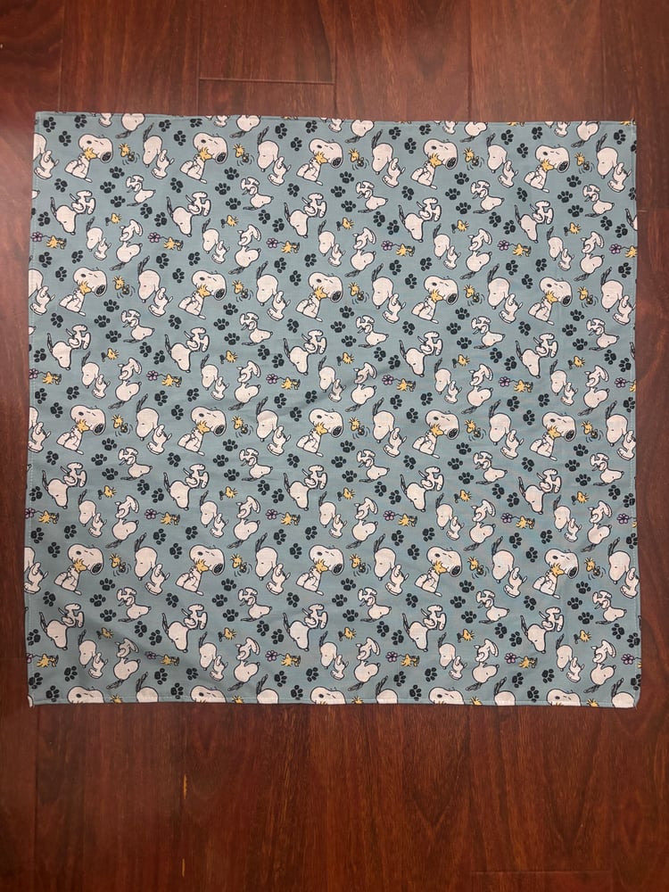 Image of Beagle and Bird Bandana 