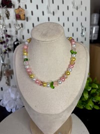 Image 2 of Tulip Beaded Necklace 