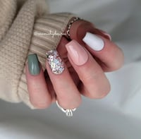 Image 2 of MADEMOISELLE