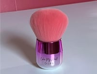 Image 3 of FLUFFY POWDER BRUSH