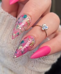 Image 4 of AH-MAY-ZING