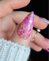 Image 5 of AH-MAY-ZING