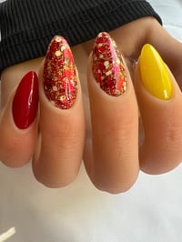 Image 1 of CHIEFS- NFL nails, football nails