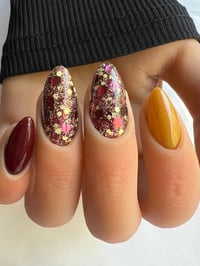 Image 1 of COMMANDERS- NFL nails, football nails