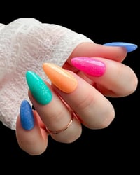 Image 2 of Giving Me All the Teals