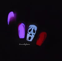 Image 7 of Heat of the Moment