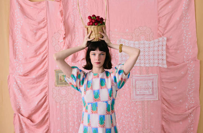 Image of 3-Vestido Simple Pear Pattern Puff Sleeve