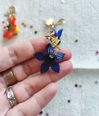 Image 7 of Mono orecchini e collane con i pendenti in vetro 