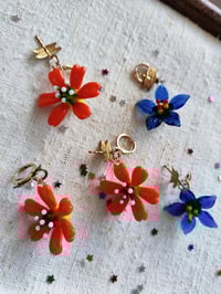 Image 10 of Mono orecchini e collane con i pendenti in vetro 