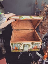 Image 4 of Cottage boxes 