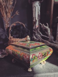 Image 2 of Green floral box 