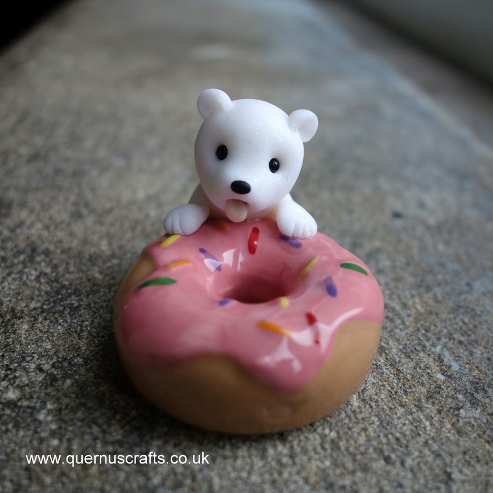 Wee Polar Bear with Donut
