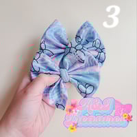 Image 3 of Blue Groovy Balloon Dogs