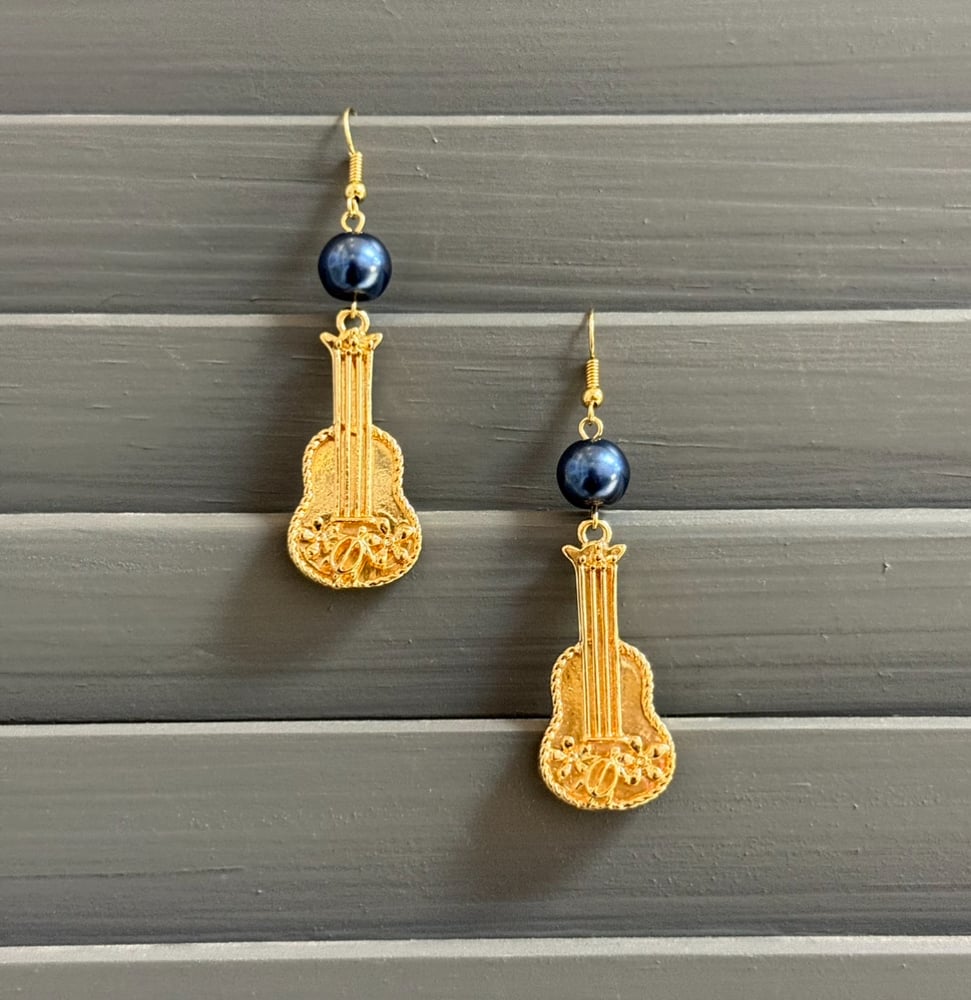 Image of HONU UKULELE WOMEN'S EARRINGS  