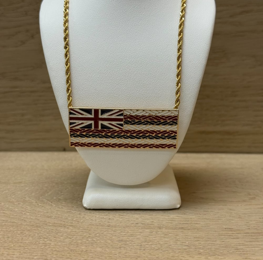 Image of HAWAI'I FLAG WOMEN'S NECKLACE
