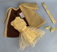 Image 9 of Barbie - Glimmer Glamour Yellow Ice