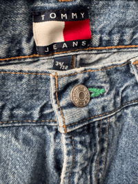 Image 4 of Vintage 90s Tommy Hilfiger TH Jeans - Light Wash Embroidered Baggy Denim