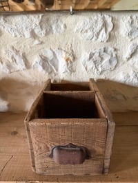 Image 3 of Ancien tiroir de quincaillerie numéro 1/9