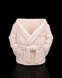 Image 2 of 🛁🍹 Bathrobe Can Holder – Because Your Drink Deserves to Relax Too! 🍹🛁