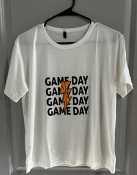 Gameday T (L)