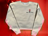 Image 3 of Aquí Hay Amor - Más Amor Menos Odio Embroidered Top