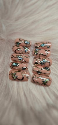 Image 2 of Guilded butterfly Nailz 🦋