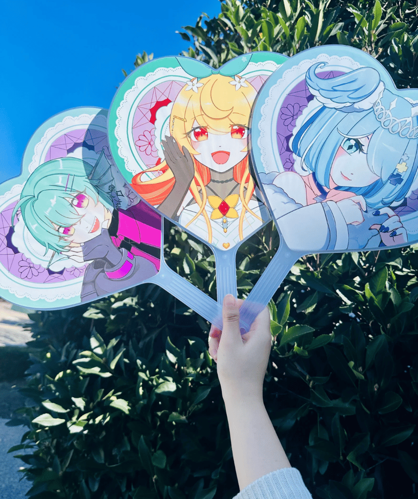 Image of Heart Fans [Large]