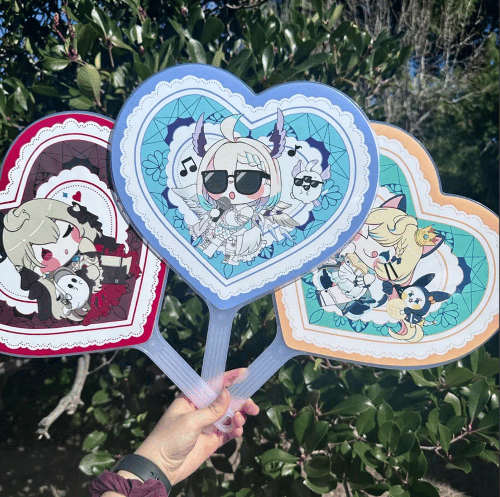 Image of Heart Fans [Large]