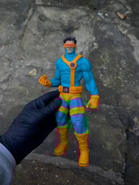 Image 4 of END MAY/JUNE SHIPPING! PRE-ORDER EYECLOPS RESIN ART TOY