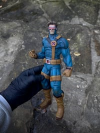 Image 2 of 001/001 EYECLOPS RESIN ART TOY OPTIONS 