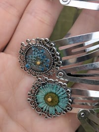 Image 4 of Dried Flower Mustard Seed Hair Clip