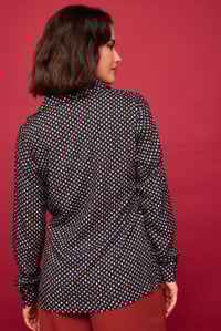 Image 3 of Camisa Castaña Negra