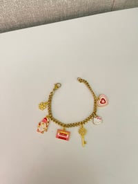HK lover girl charmed 🎀