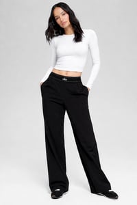 black pantalón 