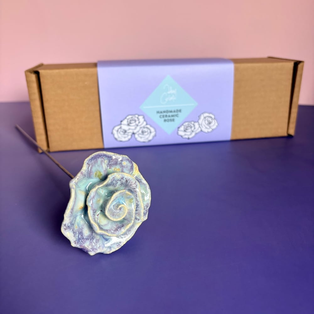 Image of Purple Giftboxed Rose 