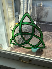 Image 1 of Trefoil celtic knot