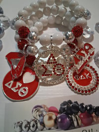 She red and white