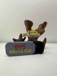 Image 2 of Micro Gill snap case