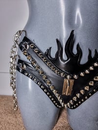 Image 15 of Flame & Chain Set