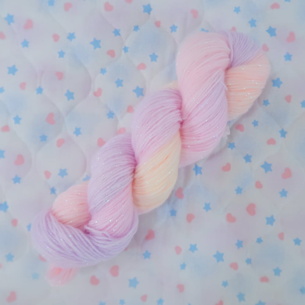 Yarn: Gentle Light