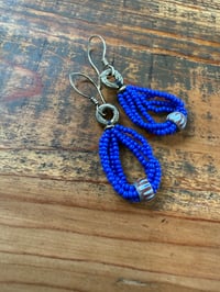 Image 5 of Peaces of Luanda . Beaded brass in cobalt blue earrings n4