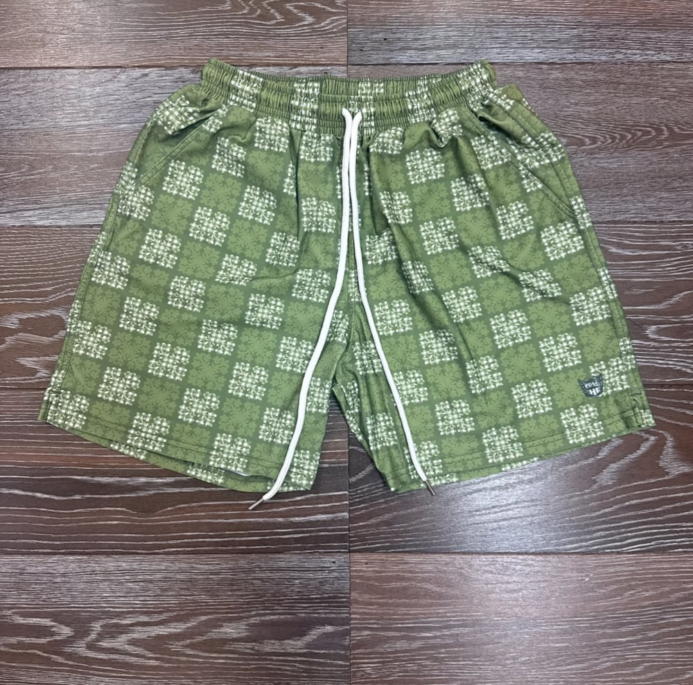 Image of LOKAHI MEN'S DRI FIT SHORTS GRN 