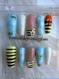 Image 4 of HONEY BUZZ