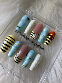 Image 1 of HONEY BUZZ