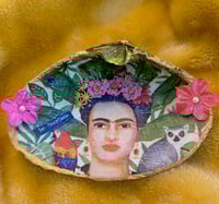 Frida Shell  Trinket Dish 