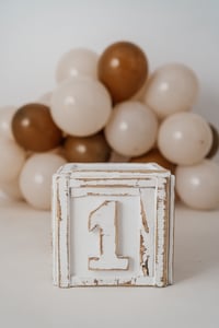 Image 1 of     Wooden box    vintage white