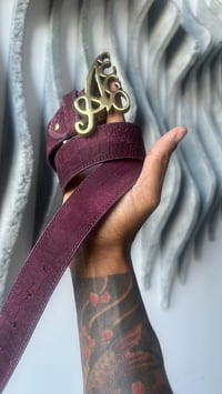 Image 1 of The Sueded Croc – Burgundy