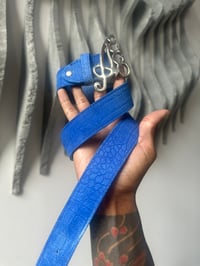 The Sueded Croc – Blue