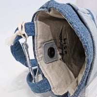 Image 19 of Denim Medium / Phone Totes by Gary Anderson